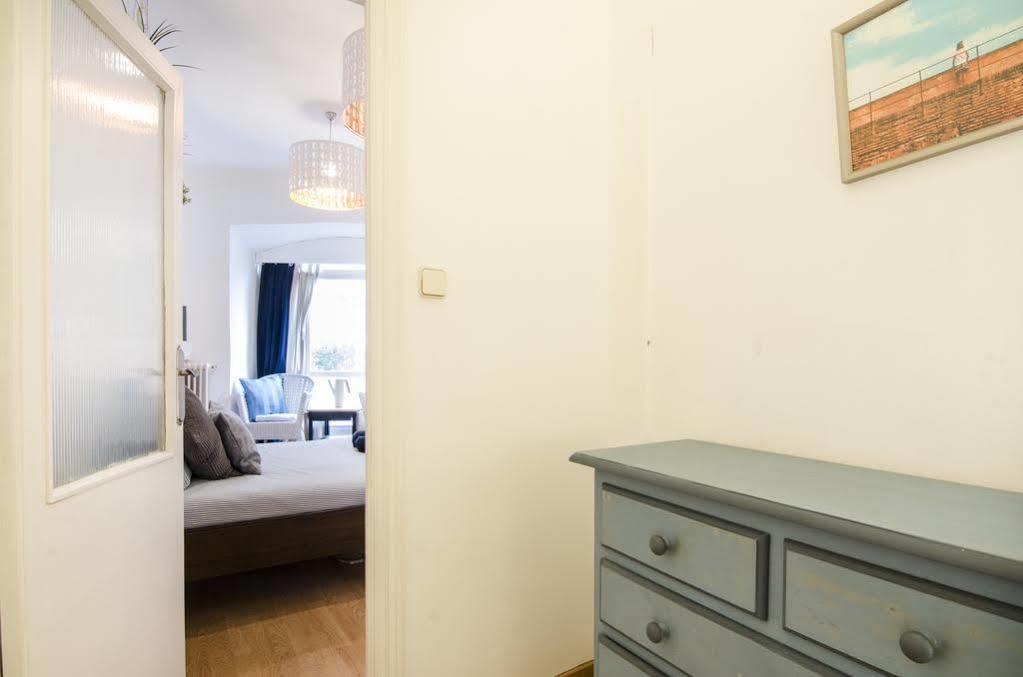 Lollipop Flats City Centre Deluxe Suite مدريد المظهر الخارجي الصورة