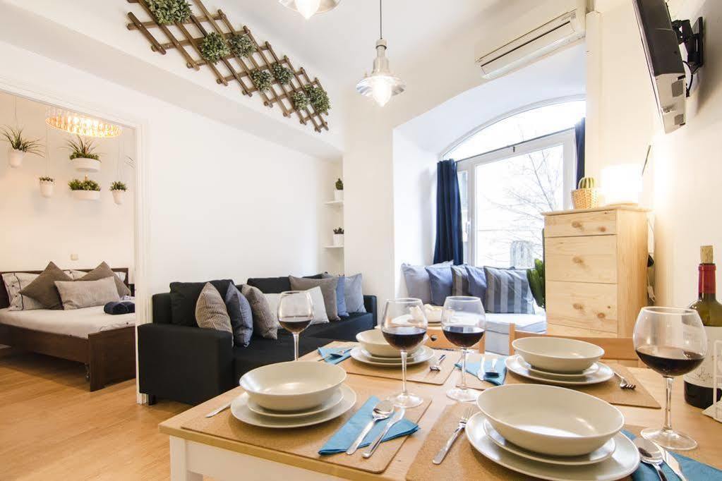 Lollipop Flats City Centre Deluxe Suite مدريد المظهر الخارجي الصورة