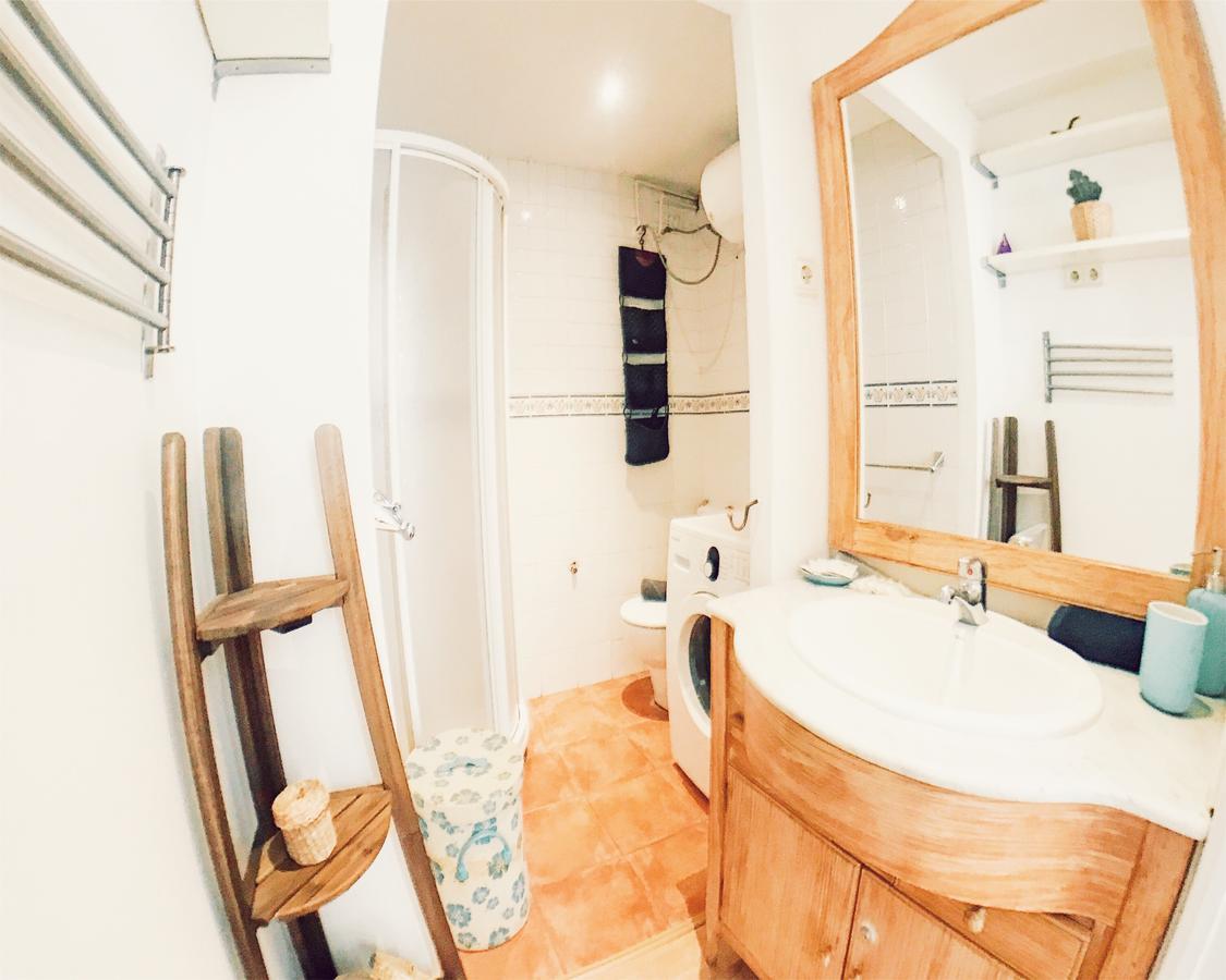 Lollipop Flats City Centre Deluxe Suite مدريد المظهر الخارجي الصورة