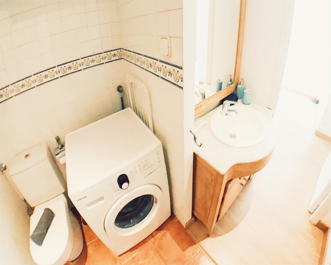 Lollipop Flats City Centre Deluxe Suite مدريد المظهر الخارجي الصورة