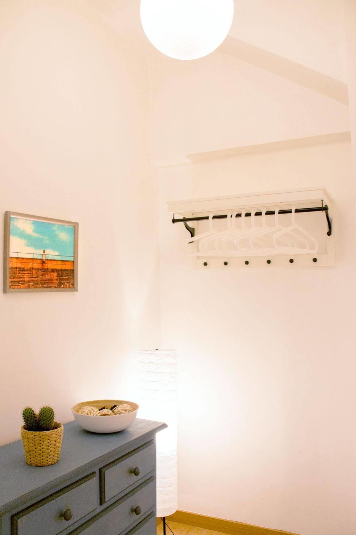Lollipop Flats City Centre Deluxe Suite مدريد المظهر الخارجي الصورة